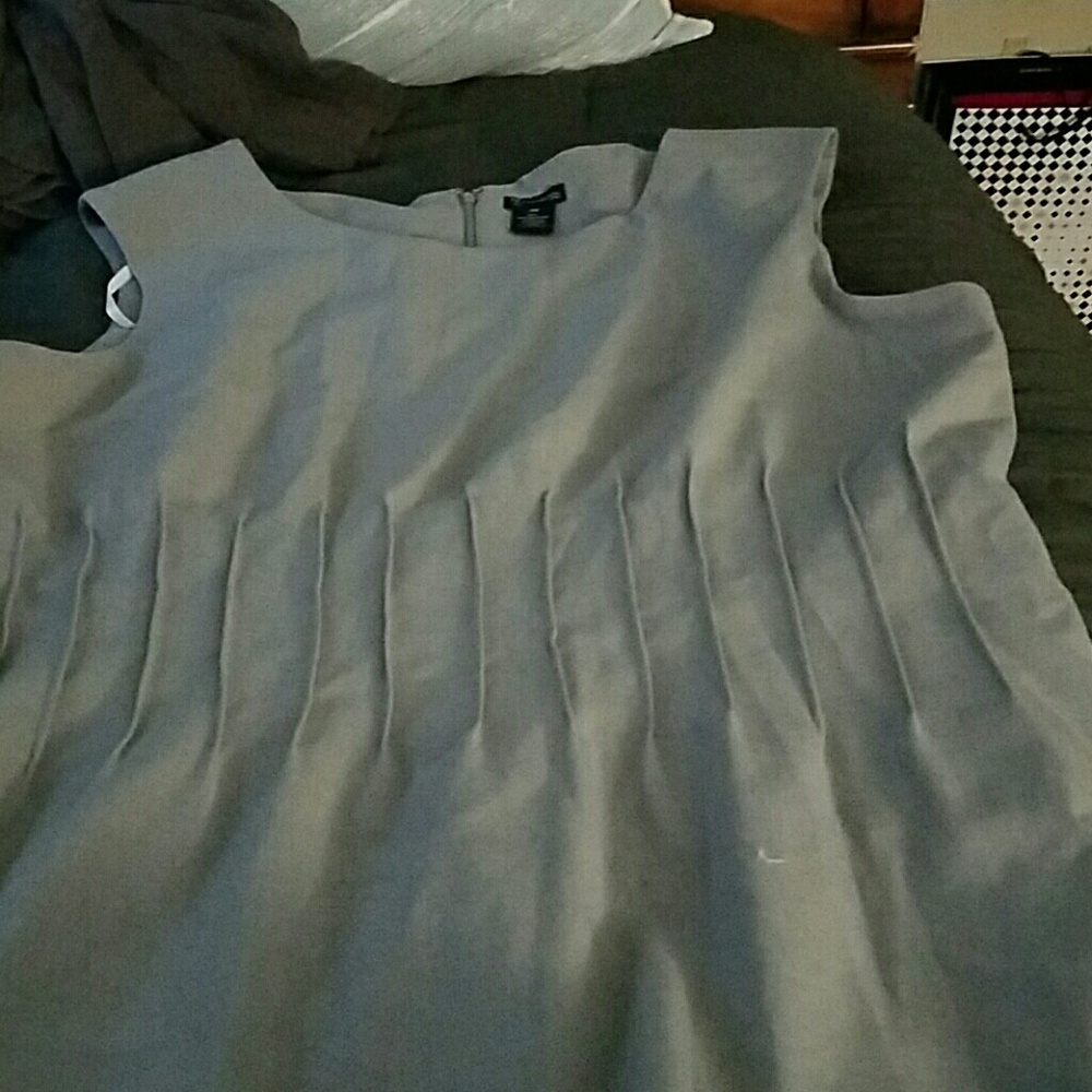 Grey dress